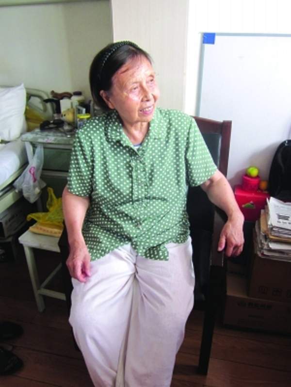 袁霞好姐妹张勇手老搭档昔日八一厂花旦人美戏好却不红今现状如何