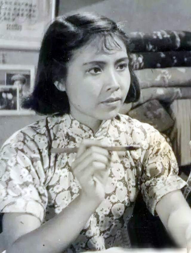 袁霞好姐妹张勇手老搭档昔日八一厂花旦人美戏好却不红今现状如何