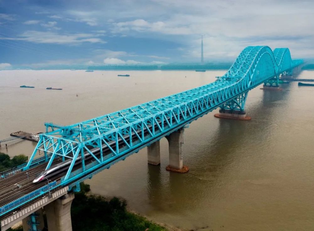 走近京沪高铁