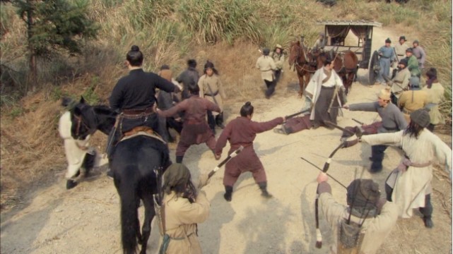 古代学子进京赶考身上都有盘缠为何土匪不打劫只因腰间有一物