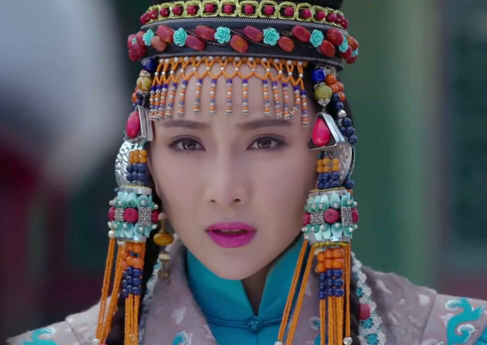 原配是死去的钮祜禄氏,但在皇太极心中,封海兰珠为皇后显然是不合适的