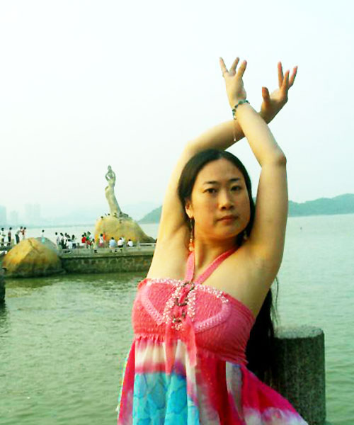 陆续消失17年,她竟然成了亿万富婆,芙蓉姐姐是个狠人