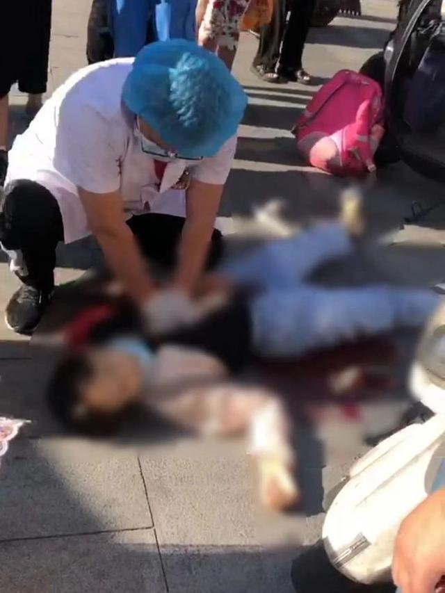 死刑!安庆人民路步行街持刀杀人致7死13伤案宣判,死不足惜_腾讯新闻