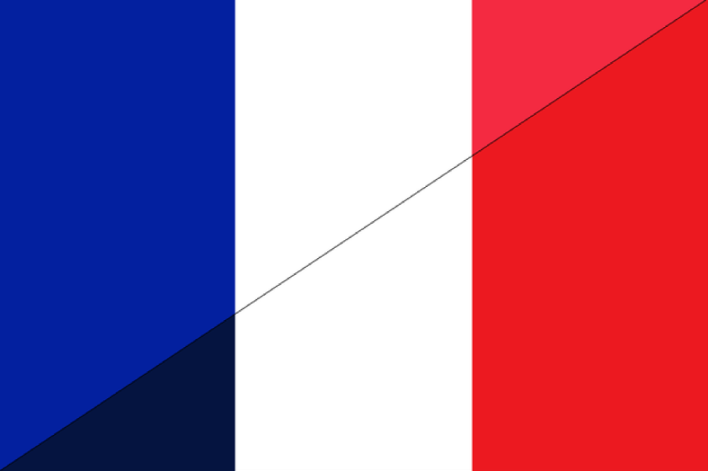 法国国旗的颜色竟被小马哥偷偷给换了！华丽炫炫风、乱色版法国旗，真绝！宁波企鹅家族英语收费标准