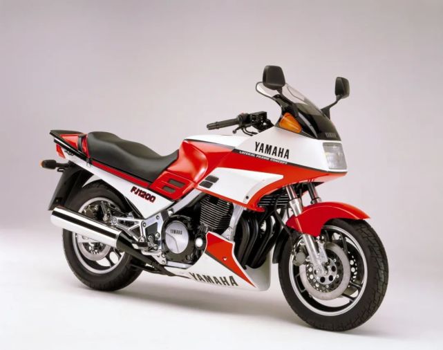 再见老爷车—雅马哈xjr1300