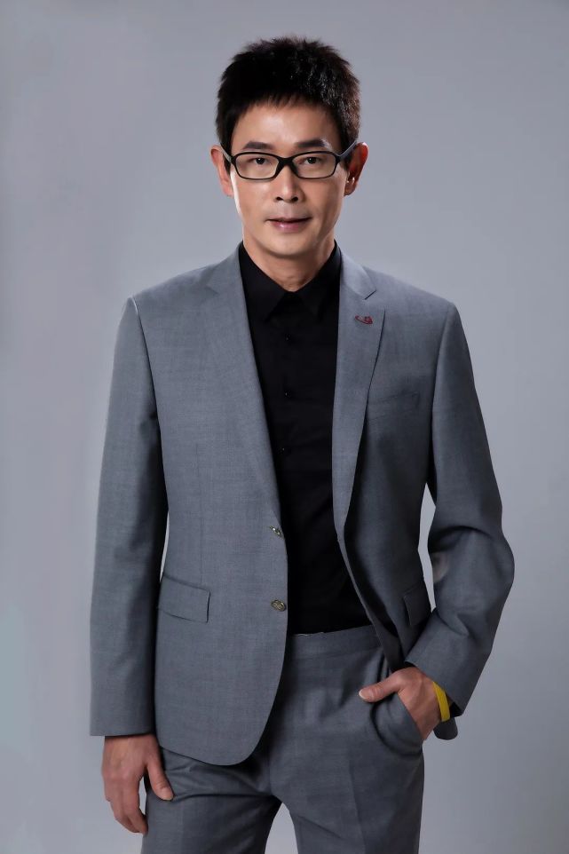 19,黄品源将亲临望湖美家居他,就是创造经典的传奇歌手黄品源他用他那