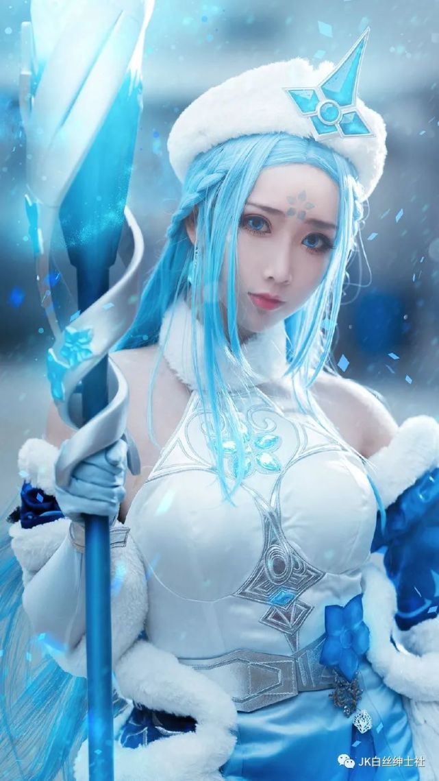 cos王者荣耀冰雪女王王昭君cos正片仙儿