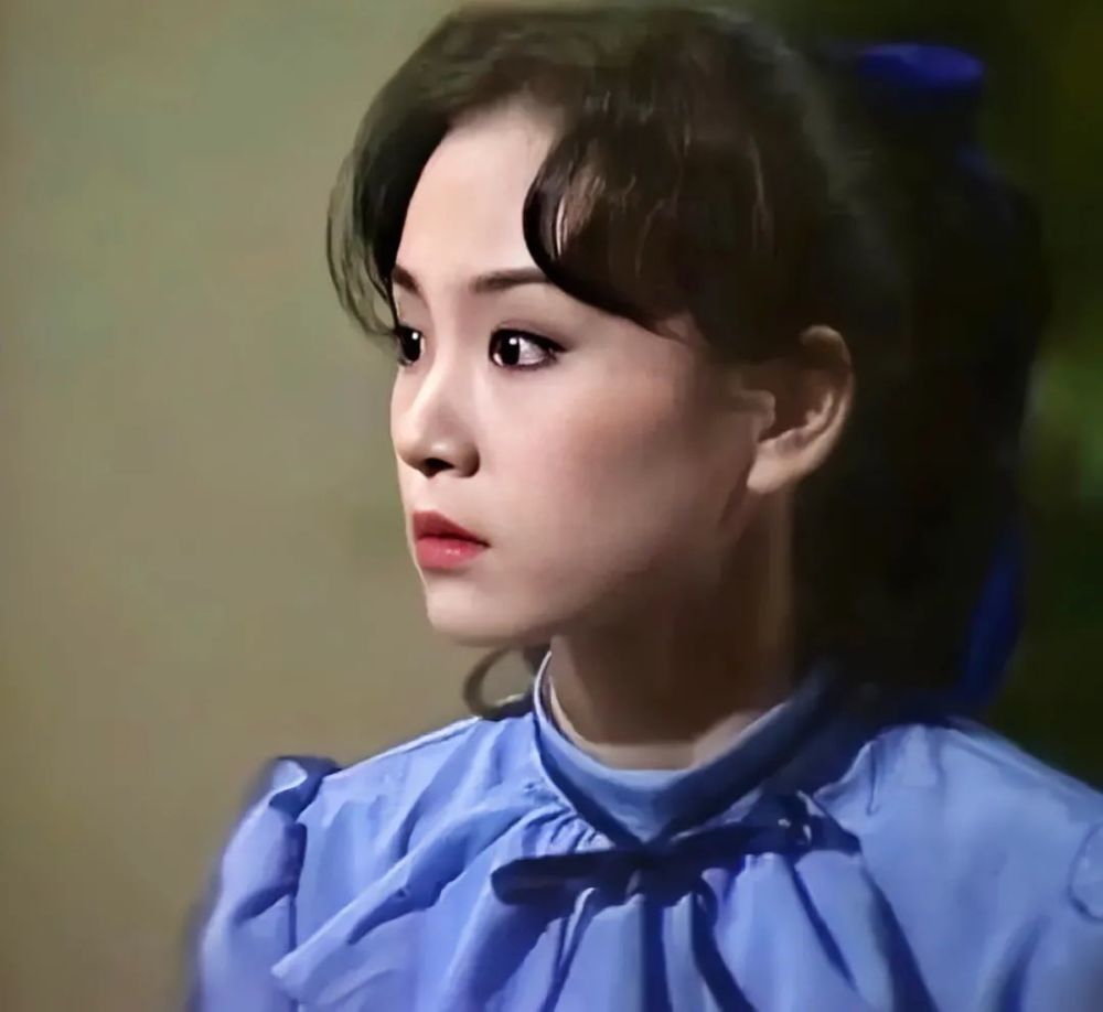 刘雪华的唏嘘情史:因刘德凯丧失生育能力,丈夫坠楼身亡,太惨了_腾讯