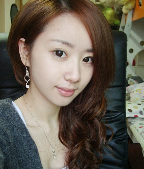 初代网红程琳曾霸屏空间的非主流女神如今变成单亲妈妈