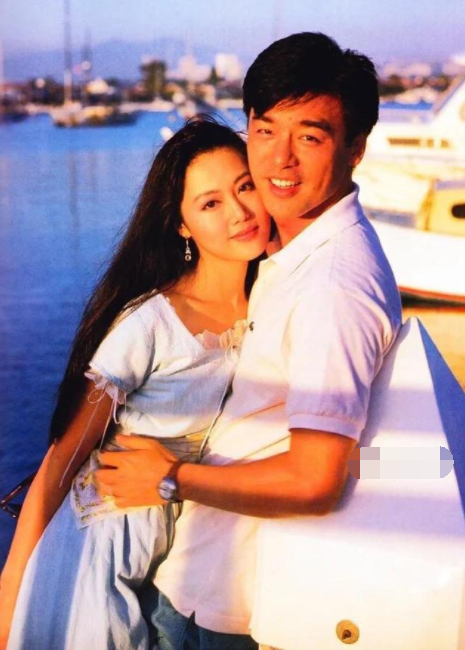 章小蕙年轻时饱满圆润灵气逼人当之无愧的人间富贵花