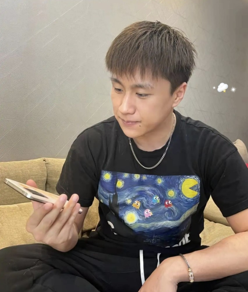 李九去哪儿了为什么这么久没出现是因为棱角事件吗