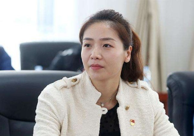 魏秋月:不听郎平劝险些无缘冠军,嫁给陪打教练,如今官至副厅级