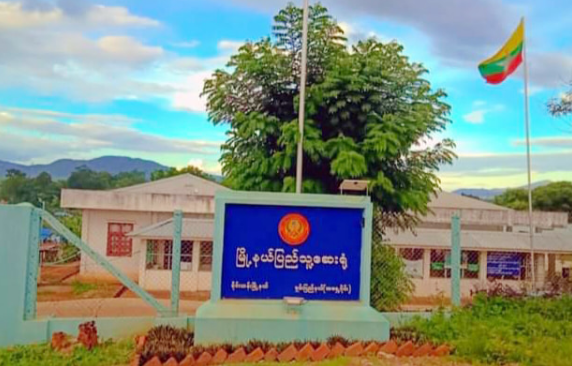 缅甸掸邦东部一镇区核酸检测多收费引发热议