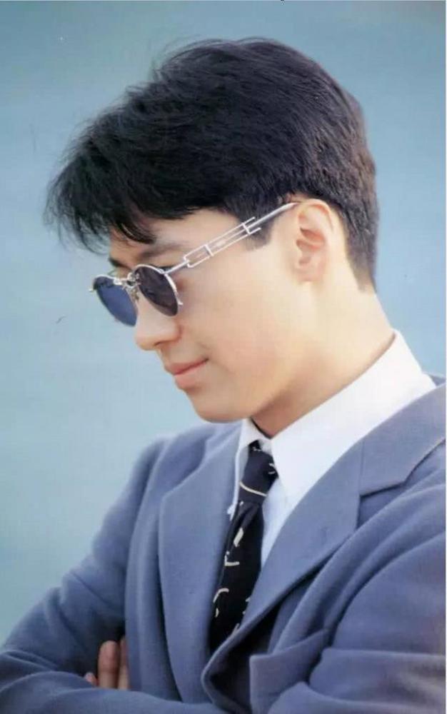 香港大佬排行_香港排名,向华强纵横香港叱咤风云/老大排名