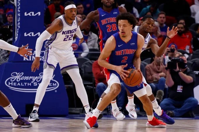 德罗赞 NBA今日报！独行侠双子星力克掘金，德罗赞38分大破湖人！