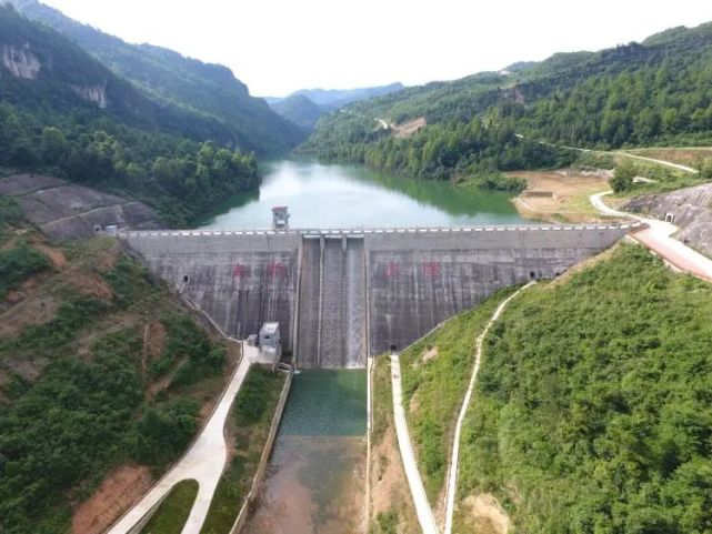 我为群众办实事黔南2个水库通过竣工验收