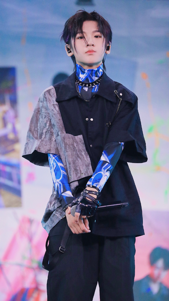 英子粉丝留言求图爱豆特辑张峻豪头像壁纸