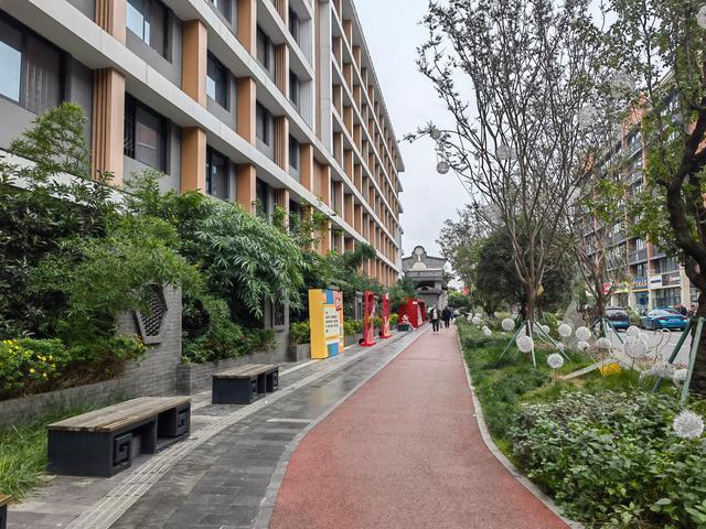 这个900米的特色小巷,原来只是一条乡村小道,如今成旅游打卡地