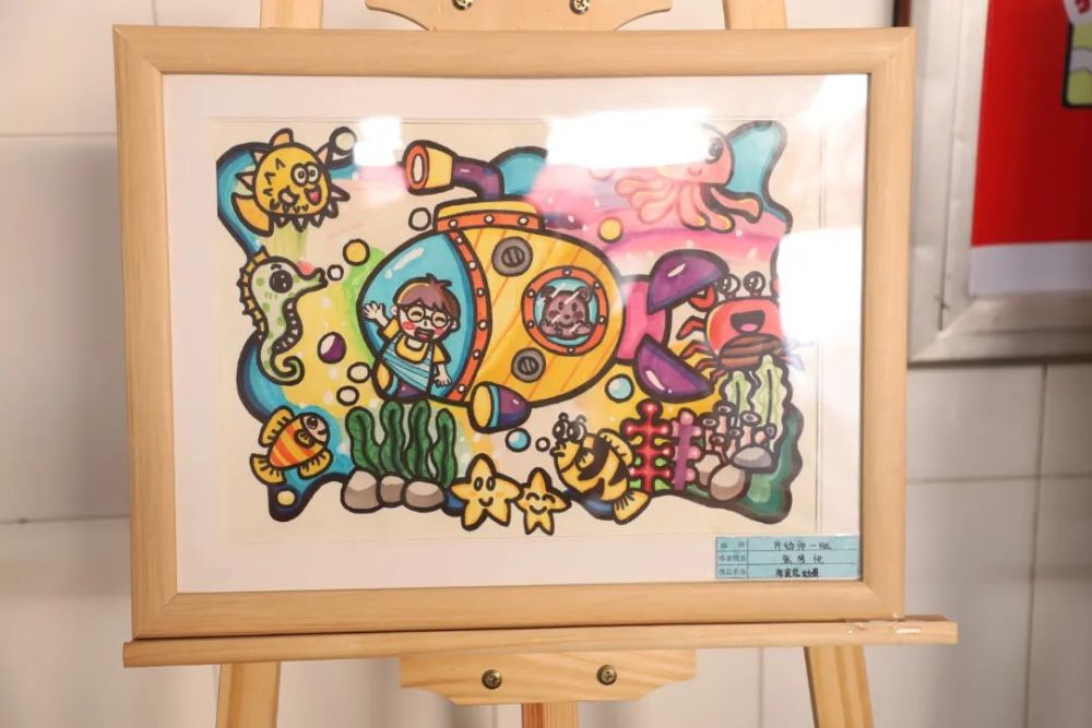 书画青春激扬风采学院升学部举办2019级毕业汇报画展