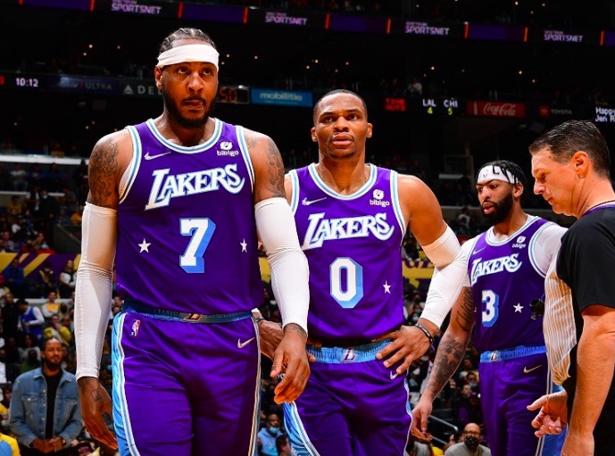 nba NBA-湖人3消息！戴维斯拒绝采访，沃格尔鸣不平，老詹最新伤情