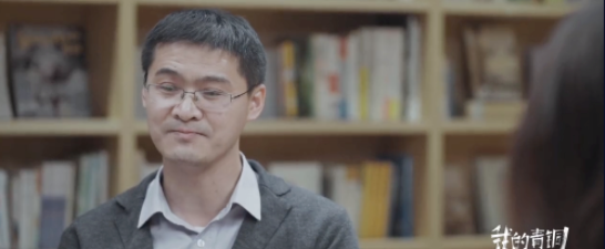 罗翔被骂到退网后悄悄捐了37万人生若觉无意义不如看看他