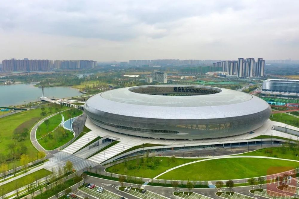 成都东安湖大运场馆建设驶入"快车道"