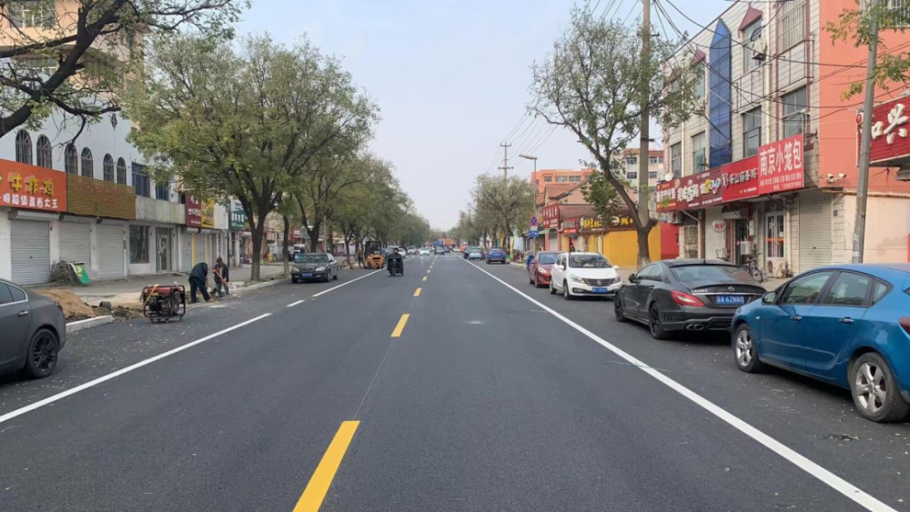 泉州路与长江路路口半幅封闭施工通告