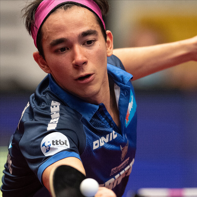 国乒劲敌4-2力克华裔称雄男单,迪亚兹7局险胜,女单夺冠_腾讯新闻