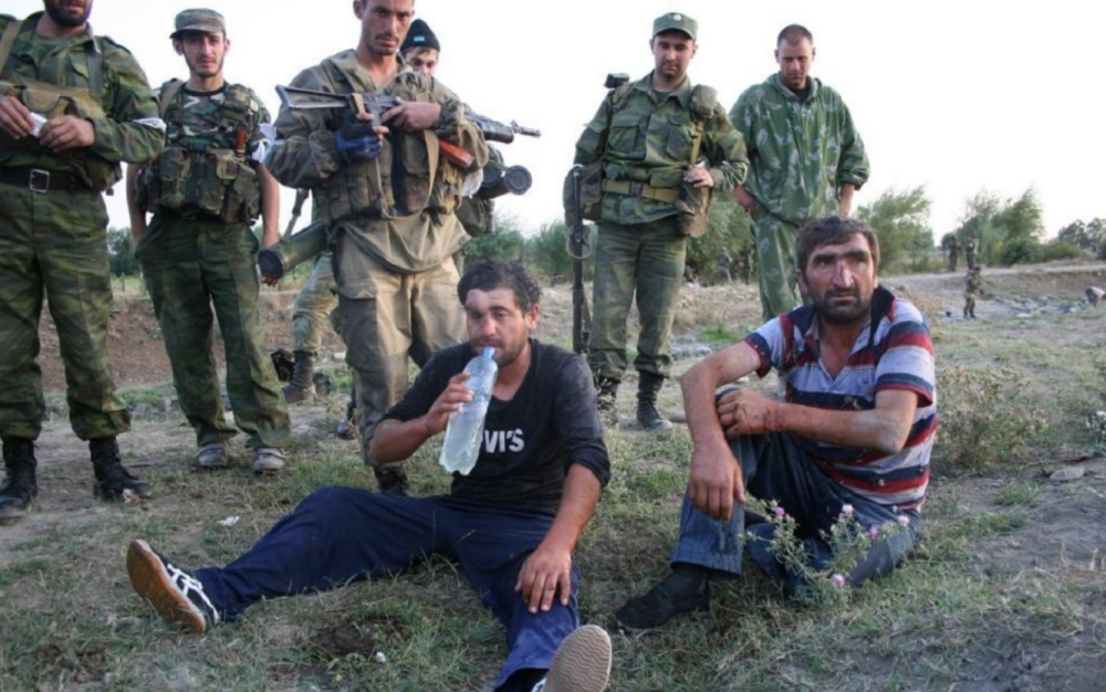 格鲁吉亚在俄格战争中1小时内就被夺城,为何打不过还以卵击石?