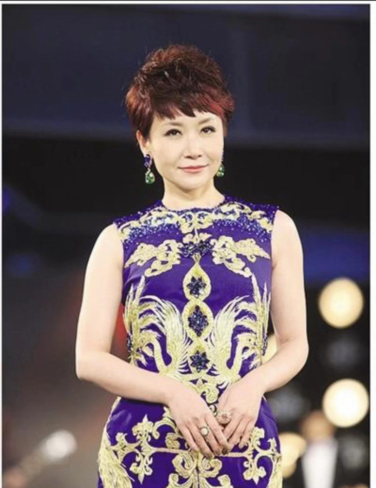 那些曾经走红过屏幕却好像一下子消失了的上海电视主持人