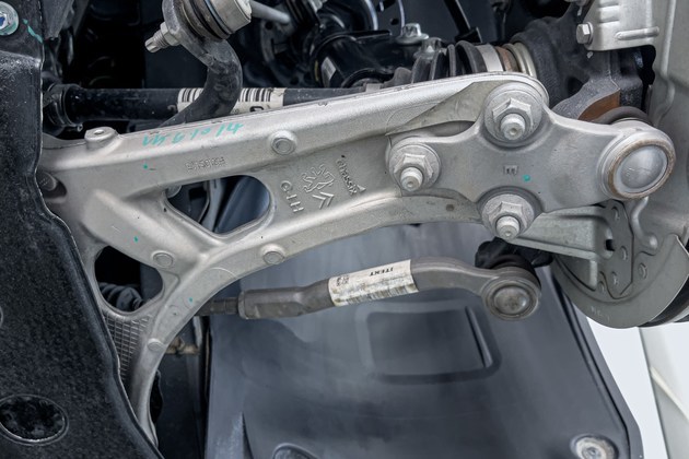 核心技术一个不少 东风雪铁龙凡尔赛c5 x底盘解析