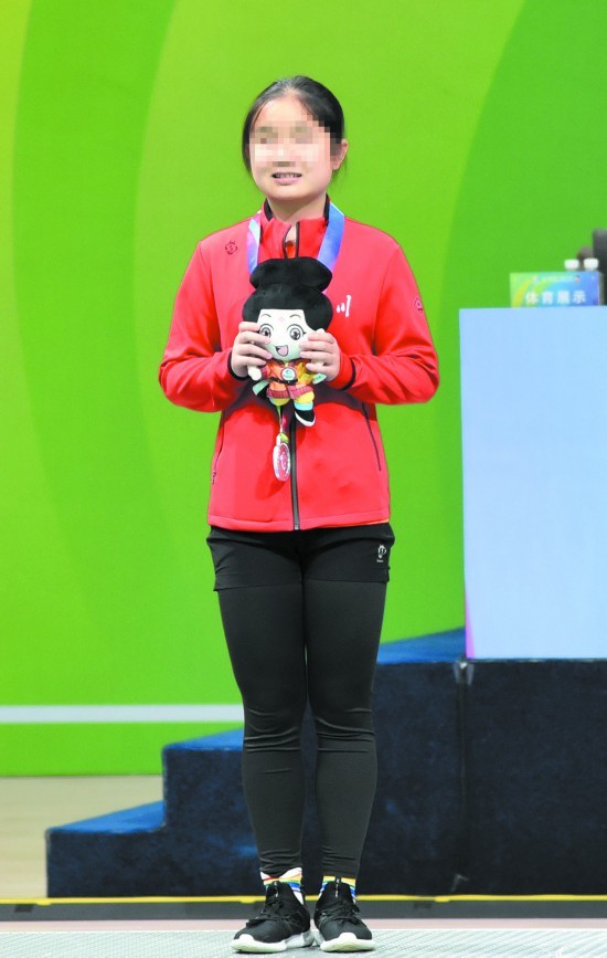 在全国第十一届残运会暨第八届特奥会中,成都选送了109名运动员代表