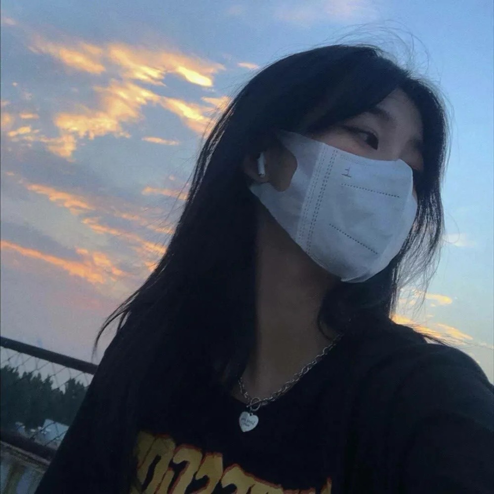 y高级感女生头像