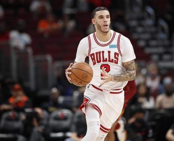 伦纳德 球场盗球者！盘点现役NBA十大抢断高手：前三名实至名归！