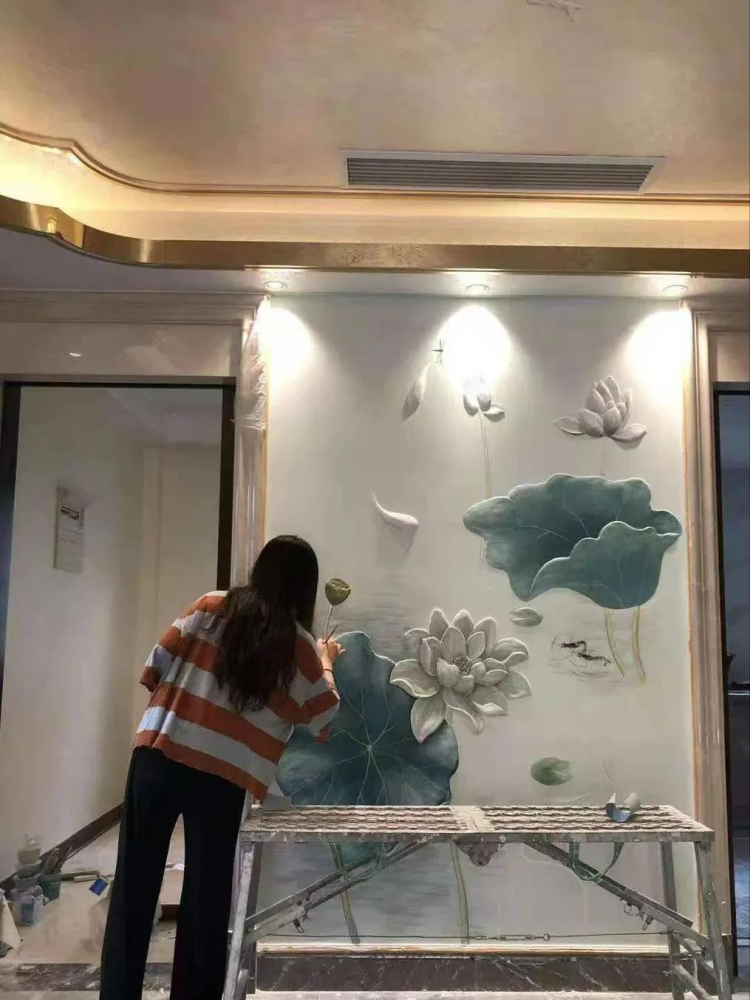 95后壁画师张丽佳刮腻子吸粉千万逆袭人生