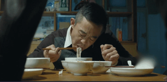 从开局吃面的侯勇,到逃之夭夭的丁义珍,到认真学习外语的陈青泉,再到