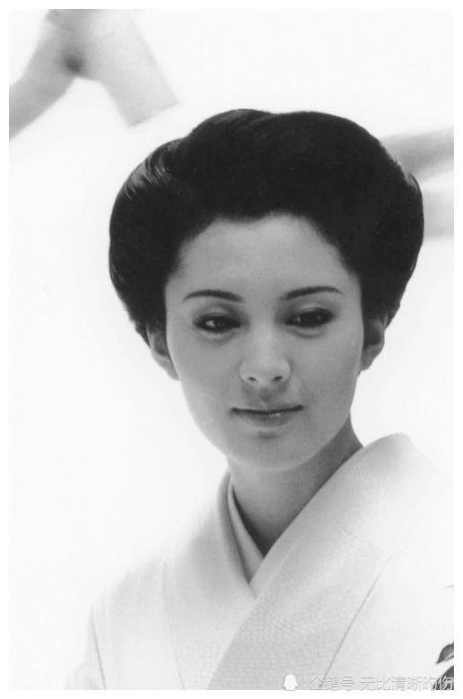 惊艳了时代的 10 位昭和美人,最后一位回眸一笑百媚生_腾讯新闻