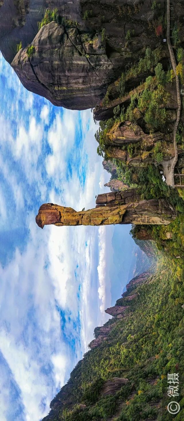 秋天里的故事鸟瞰三清山