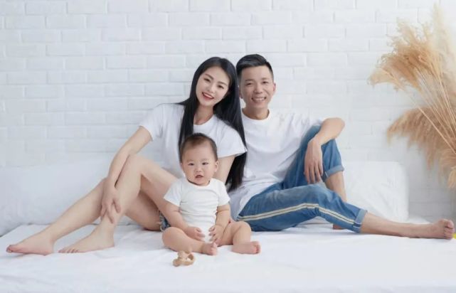 网传:他是李伯清的儿子?真相来了