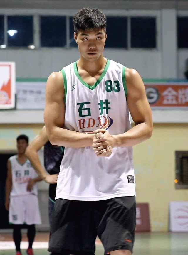 24岁离开福建队!"蛮牛"王增杰,在cba的表现如何?