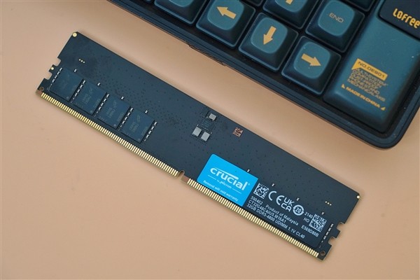 比ddr4快50%!英睿达ddr5 32gb内存图赏