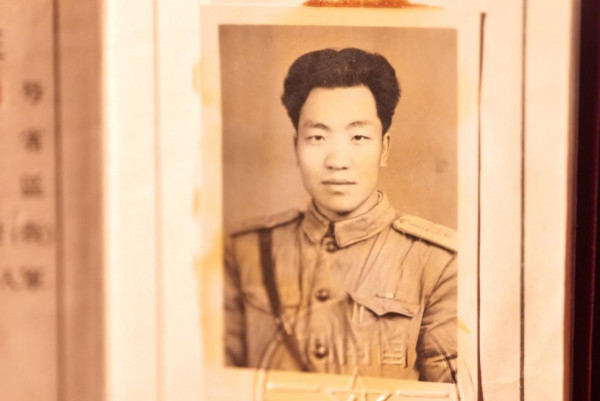 中国人民支援军老战士刘金宝分秒朝夕听党话一言一行铸忠诚