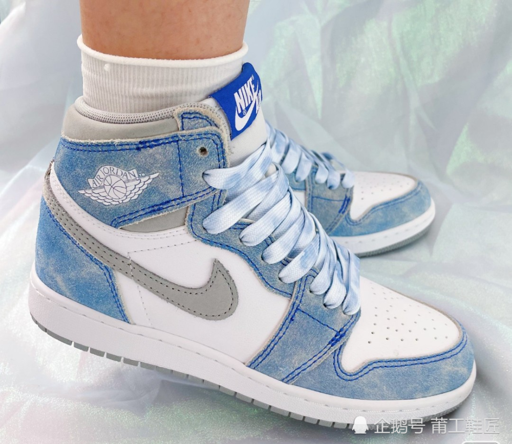 aj1水洗白蓝的复古做旧风格尽显优雅!