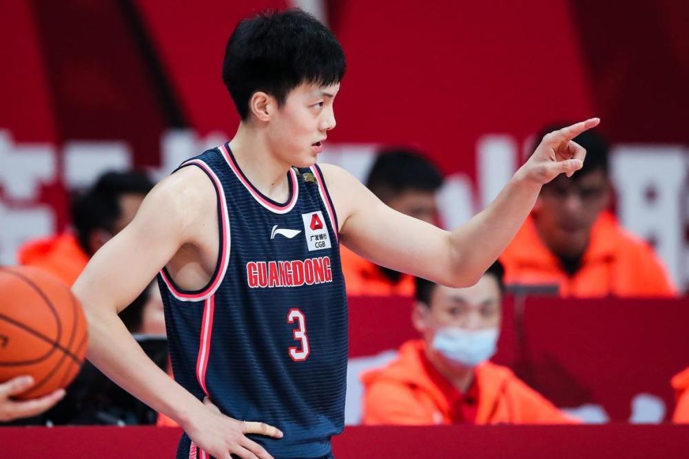 广东队 为何对CBA广东队的他中伤、质疑声没有停过？但他是真的优秀