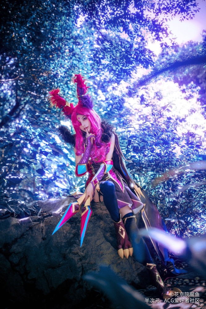 lol星之守护者霞cos正片
