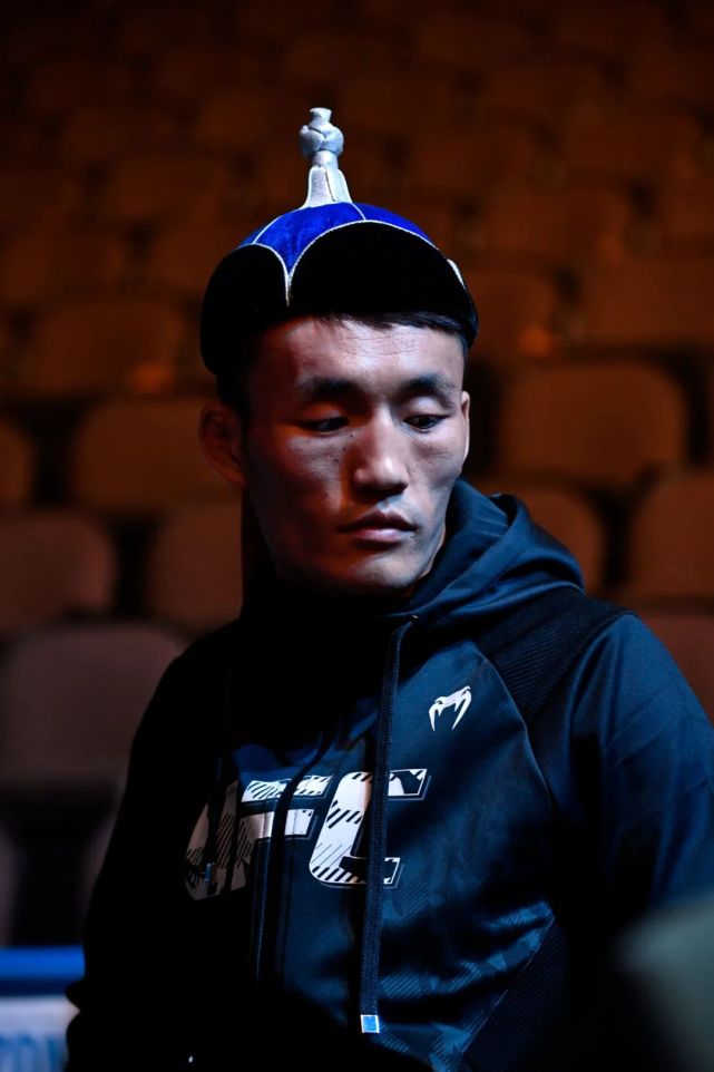 蒙古杀手傲日其楞我回来了