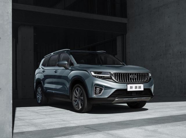 追赶最新家族风格,2022款吉利豪越上市售10.36～14.96万元