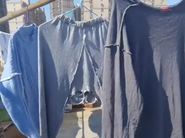 江西一老婆晒老公秋裤,大呼没人才敢挂,网友看到窟窿瞬间笑喷!