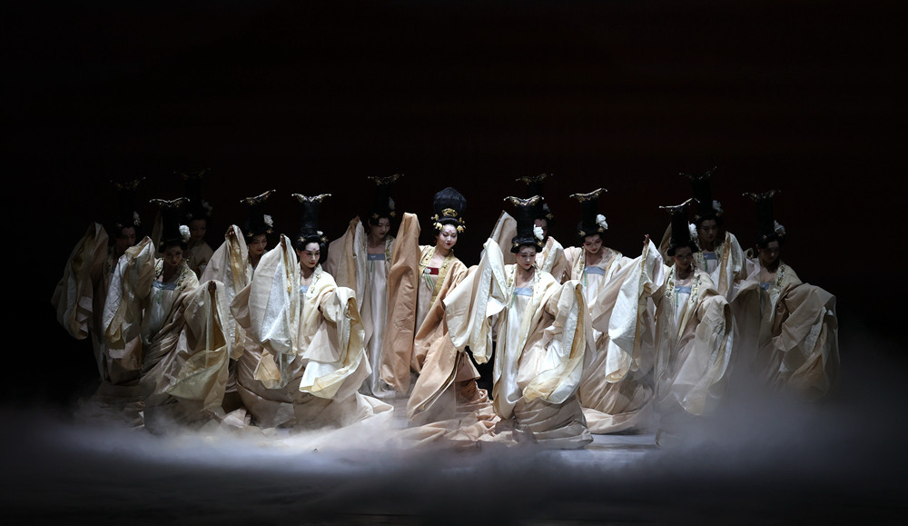 诗意舞动杜甫的一生火爆全网的舞蹈丽人行宁波上演