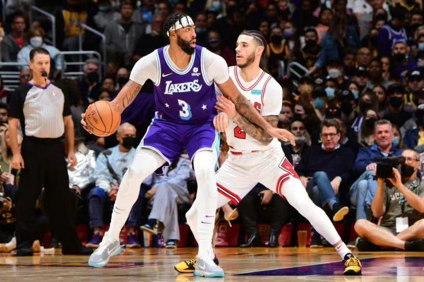 威少 NBA焦点对决上演！湖人VS雄鹿，浓眉PK字母哥，威少不能拉胯